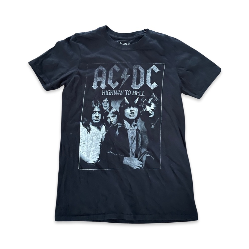 AC/DC Vintage Style Distressed T-Shirt: Adult Small: Highway to Hell:Rock n Roll